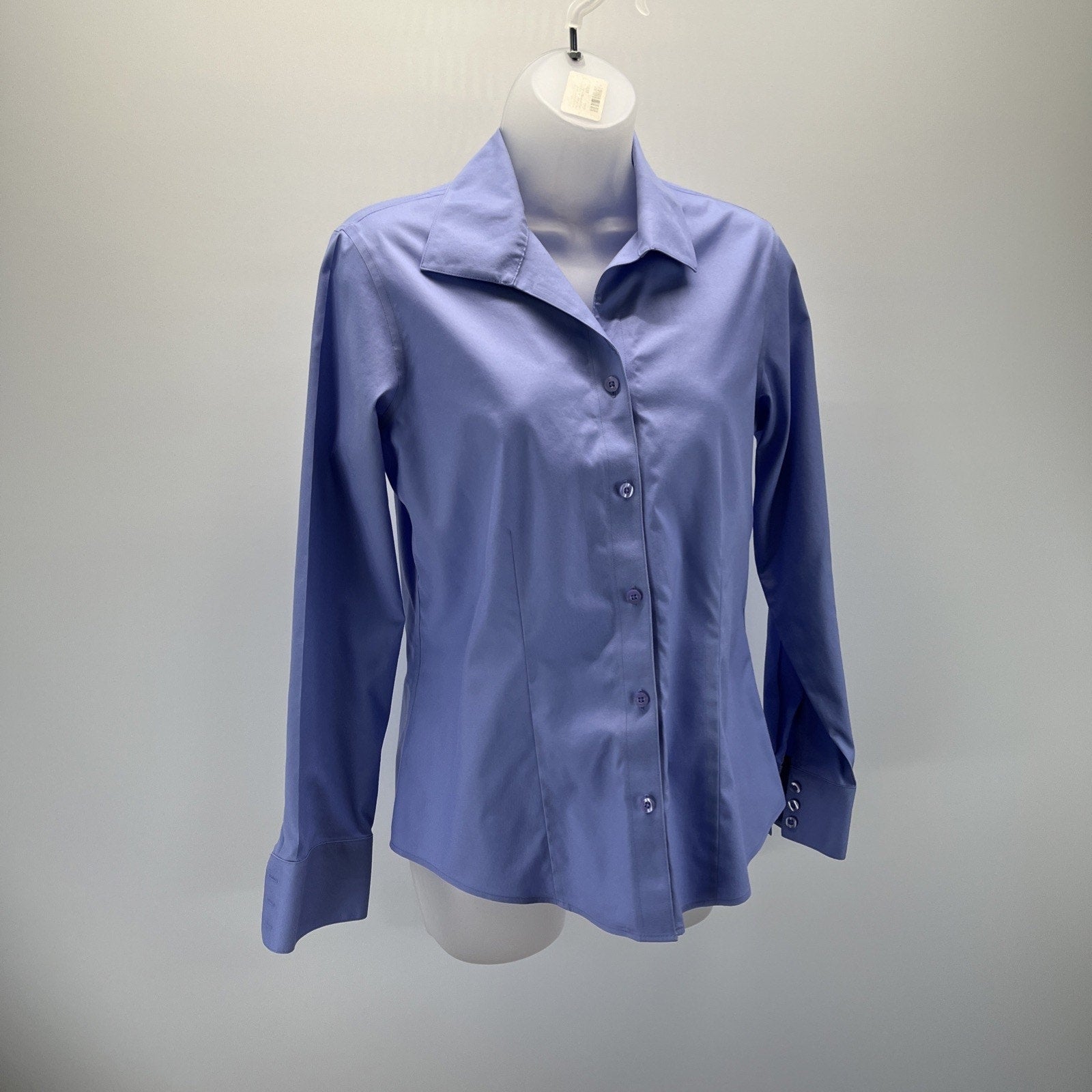 Chico's Light Blue Non-Iron Shirt V Neck Button Roll-up Sleeve Women Size 0