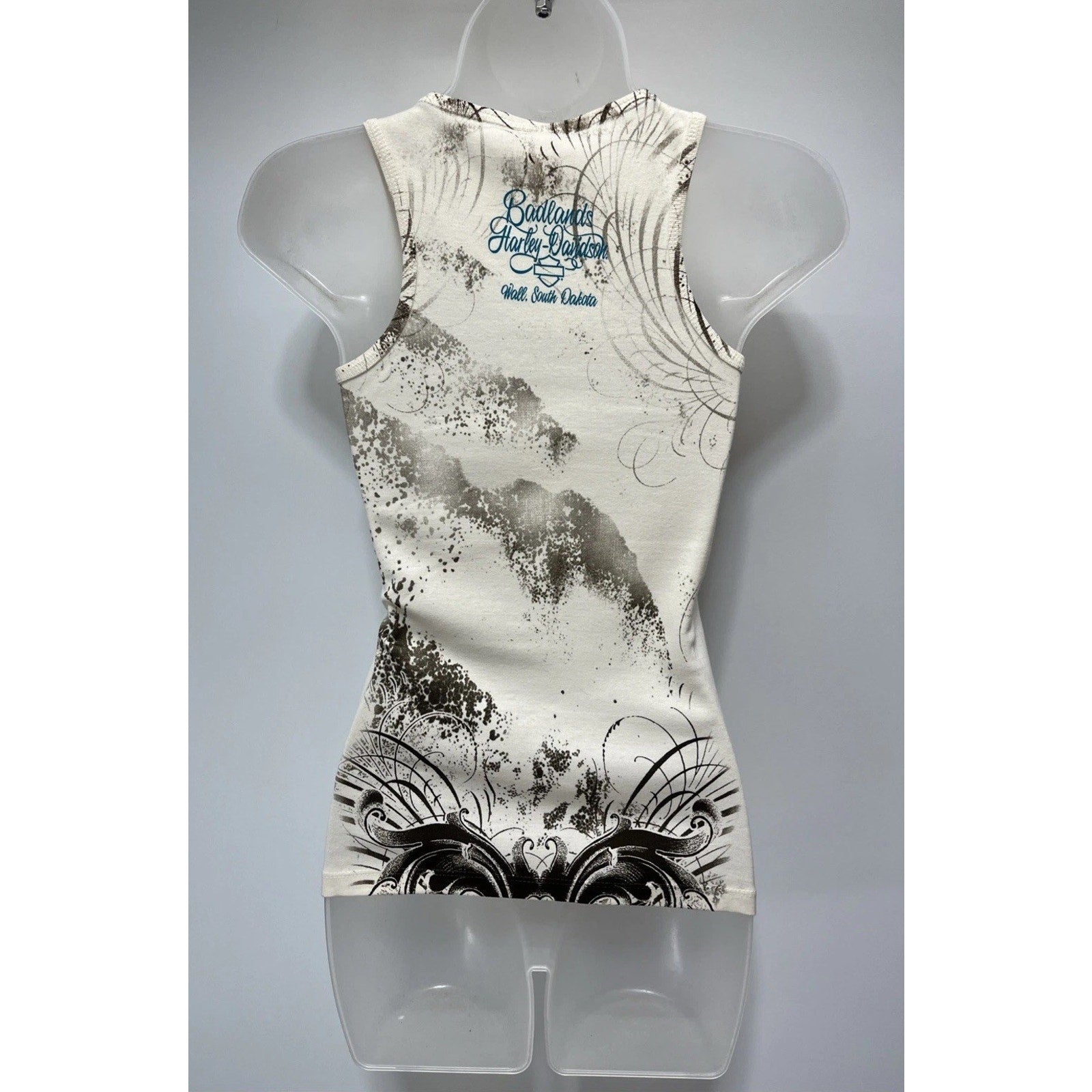VTG WOMEN’S IVORY HARLEY-DAVIDSON TANK TOP SIZE S STURGIS BADLANDS SOUTH D NWOT