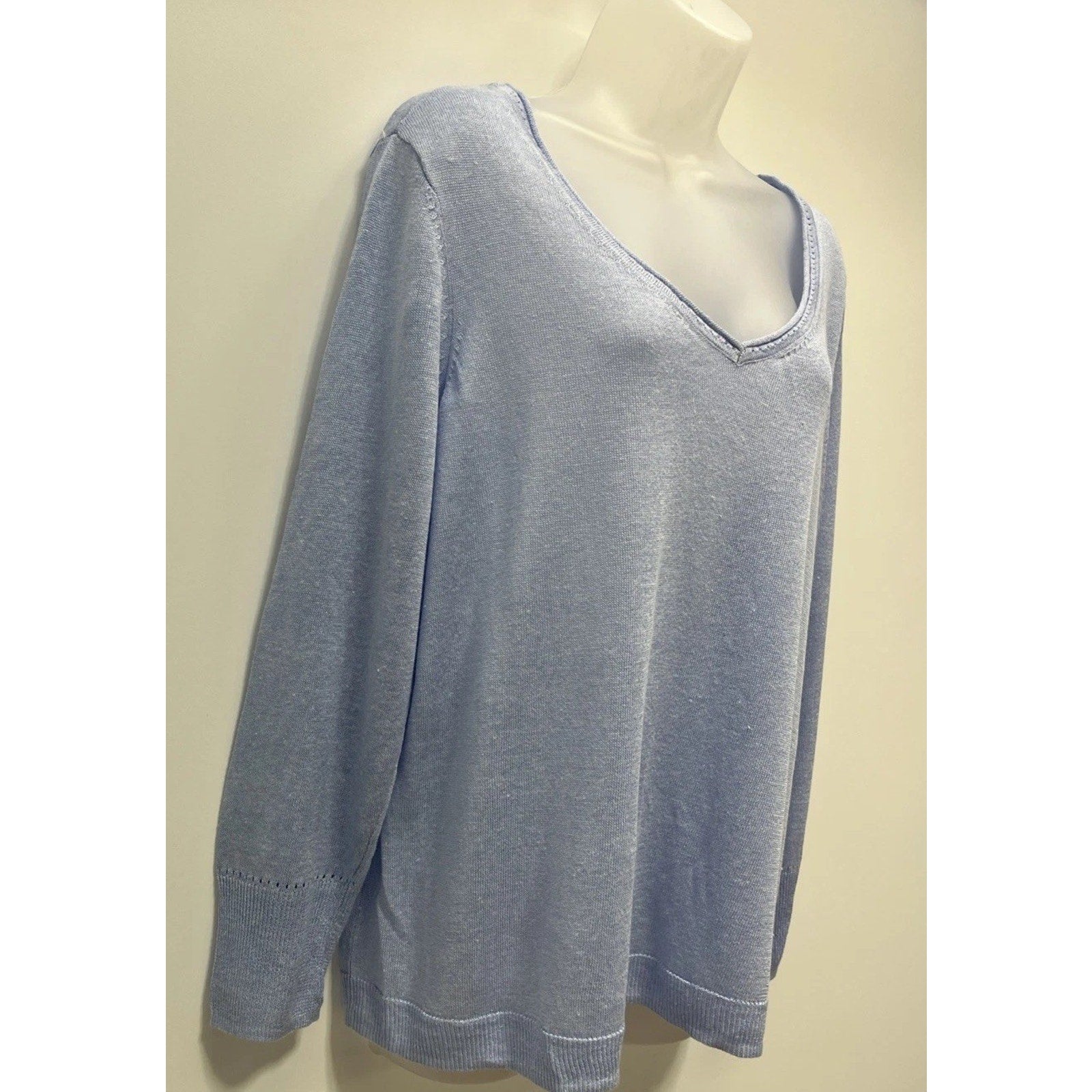 NWT Chicos Pullover Lightweight V Neck Linen Sweater Norwegian Blue Size 2P LP