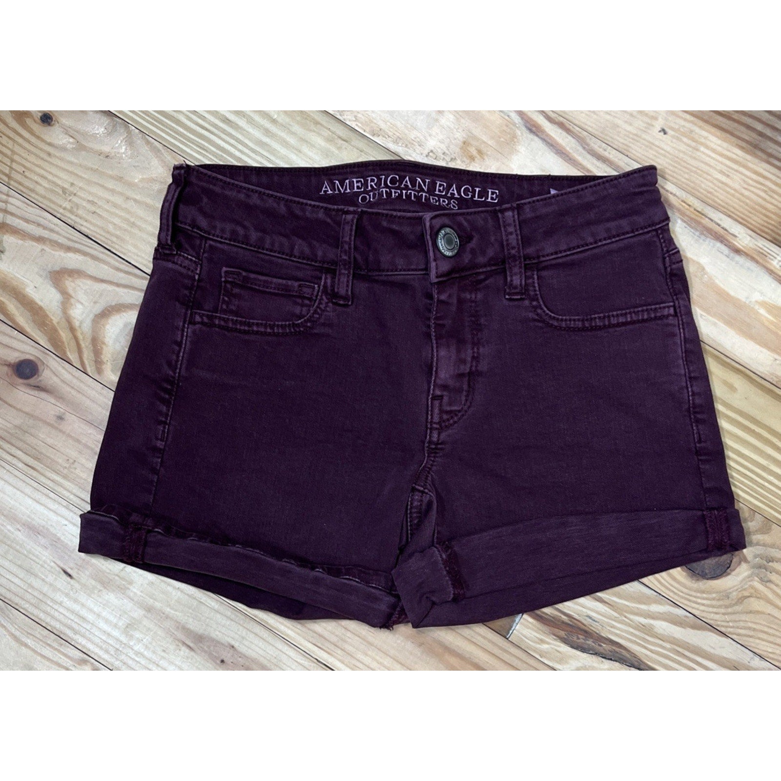 AMERICAN EAGLE AEO Twill X Burgundy Super Stretch Midi Shorts Size 0