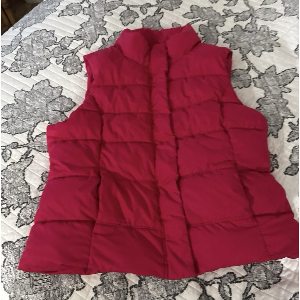 GAP Hot Pink Puffer Vest Women’s Size XL 2012 Excellent Condition Polyester