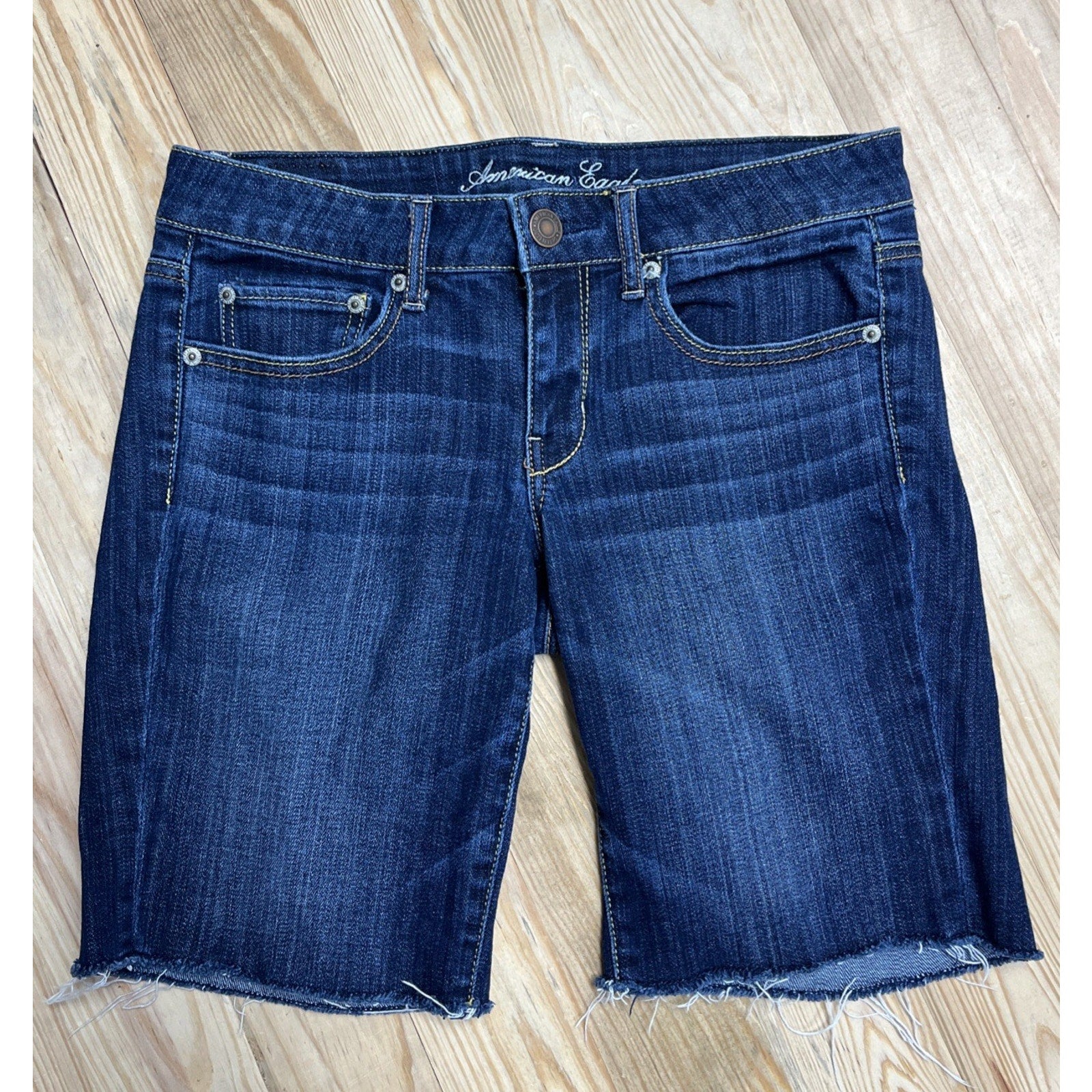 American Eagle Outfitters AEO Jean Shorts Women’s 8 Distressed Ripped Denims