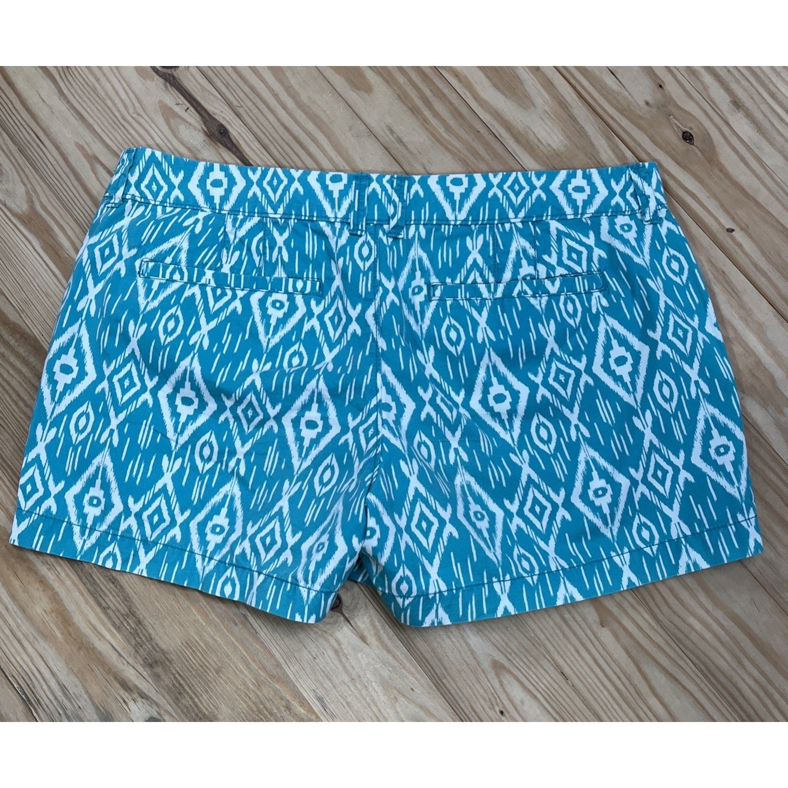 Old Navy Chino Shorts Womens 12 Blue Cotton Mid Rise Side Pocket Zip Fly Casual