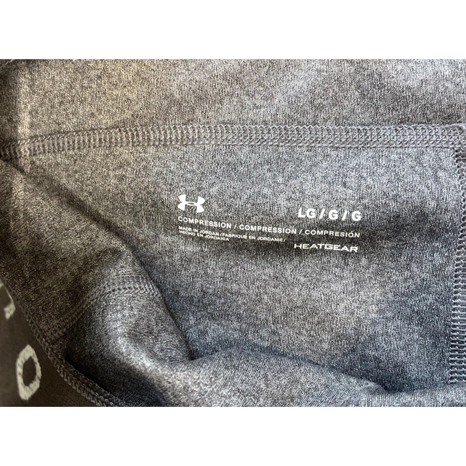 Under armour Women's HeatGear Color Blocked Compression Ankle Crop , Gray Size L