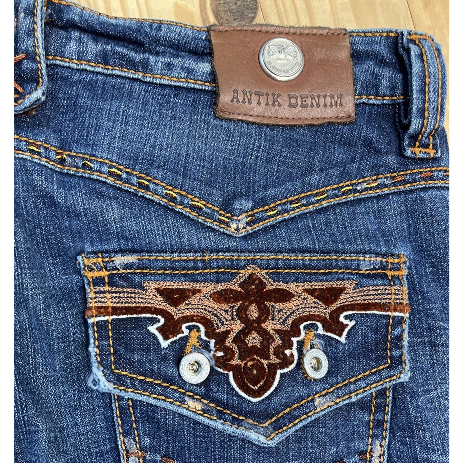 Antik Denim Women size 31 Distressed Bell Bottom Blue Jeans Stitching Southwest