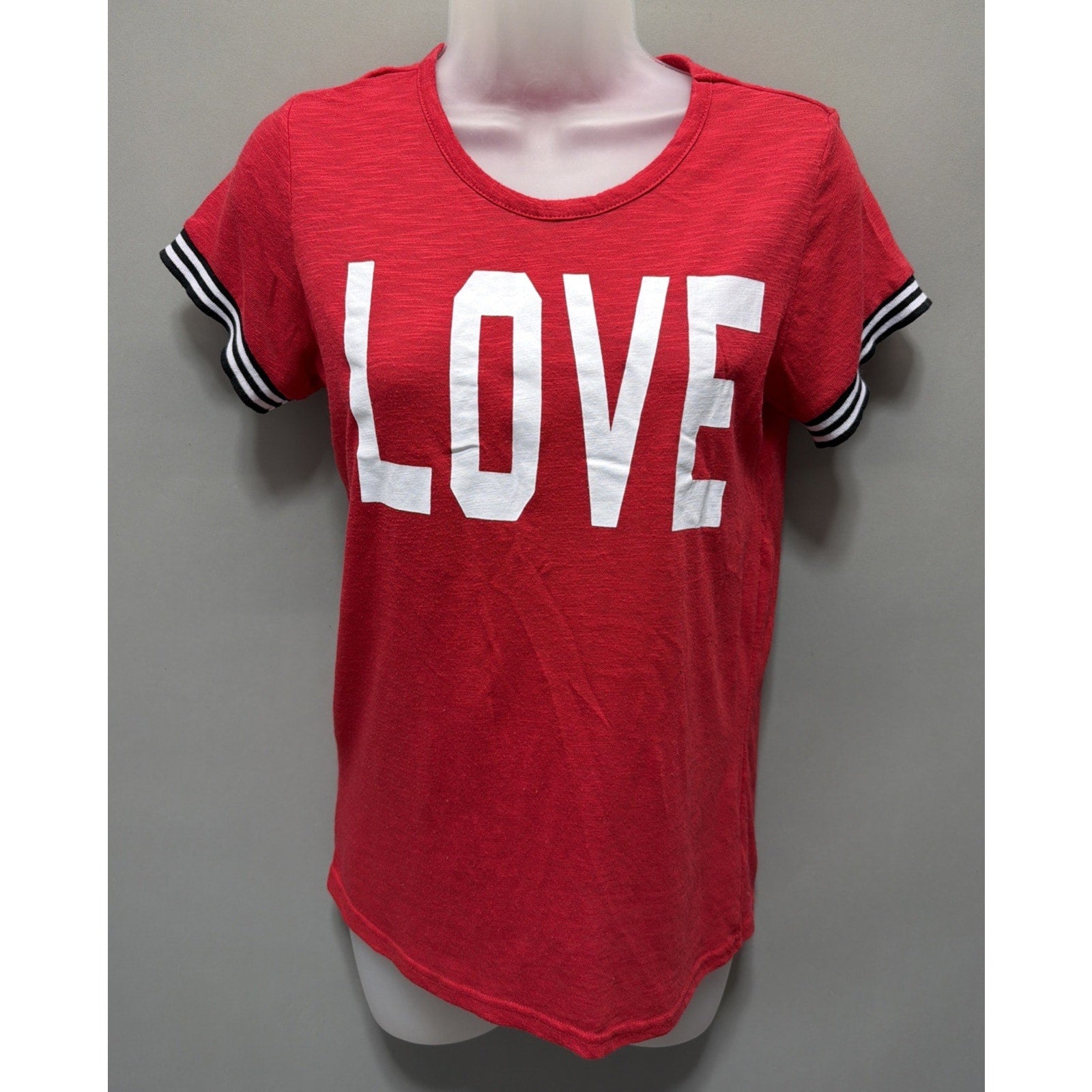 Reflex Life Is out There Women's Small Red Love T Shirt