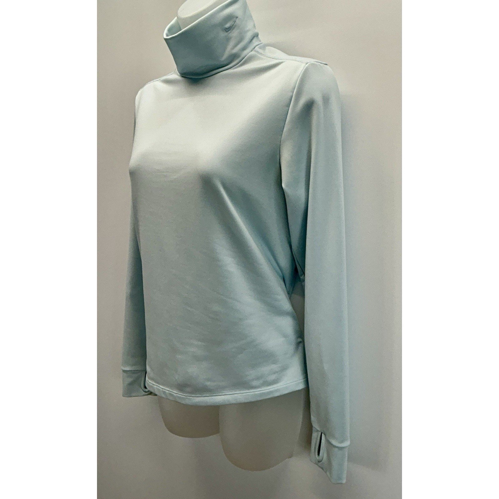 Nike Dri-fit Women’s Long Sleeve Running Shirt Size Medium Seafoam .