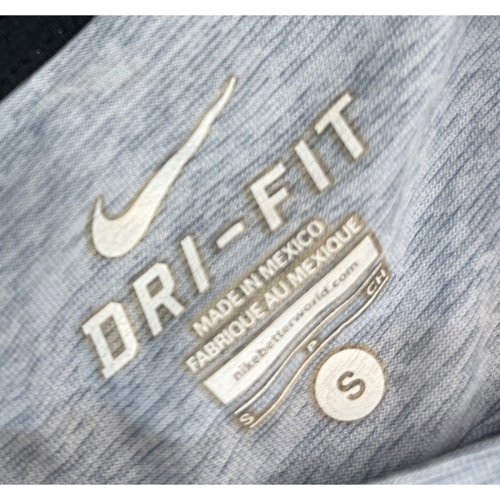 Nike Dri-Fit Men's Size Small Gray Pinstripe Short Sleeve Crew-Neck T-Shirt