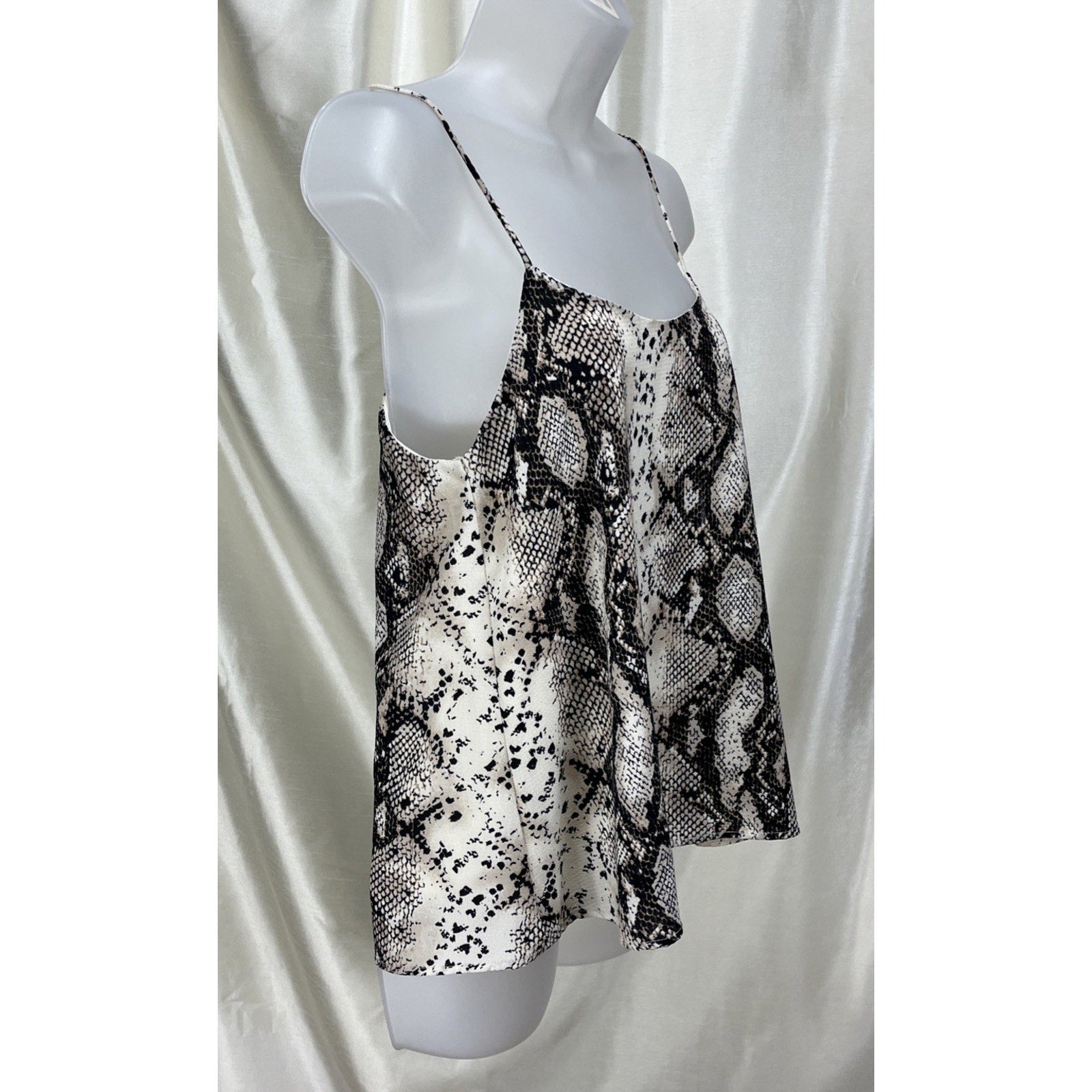 Altar'd State Women's S Spaghetti Strap Scoop Neck Snakeskin Cami Tank Top EUC