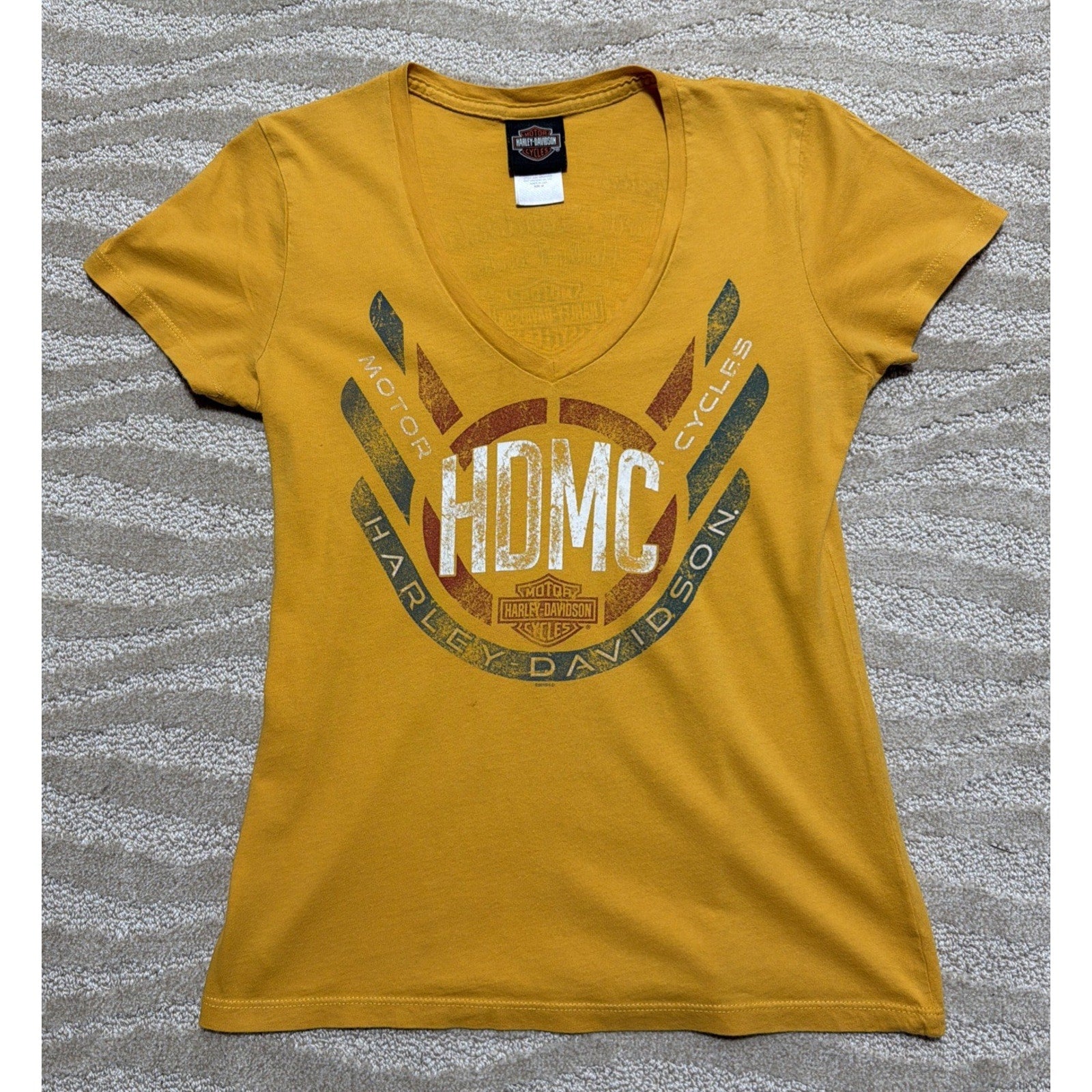 Harley Davidson Fort Lauderdale FL M Yellow T Shirt Short Sleeve V-neck Made USA