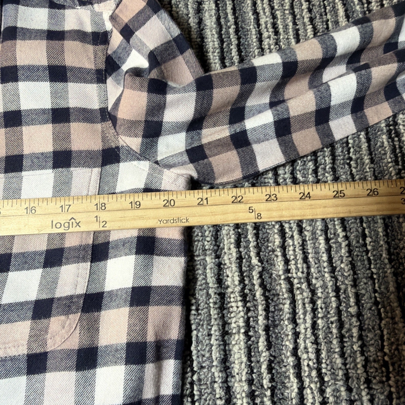 Athleta Pink Navy Lumberjilll Cotton Blend Plaid Button Down Shirt Size M
