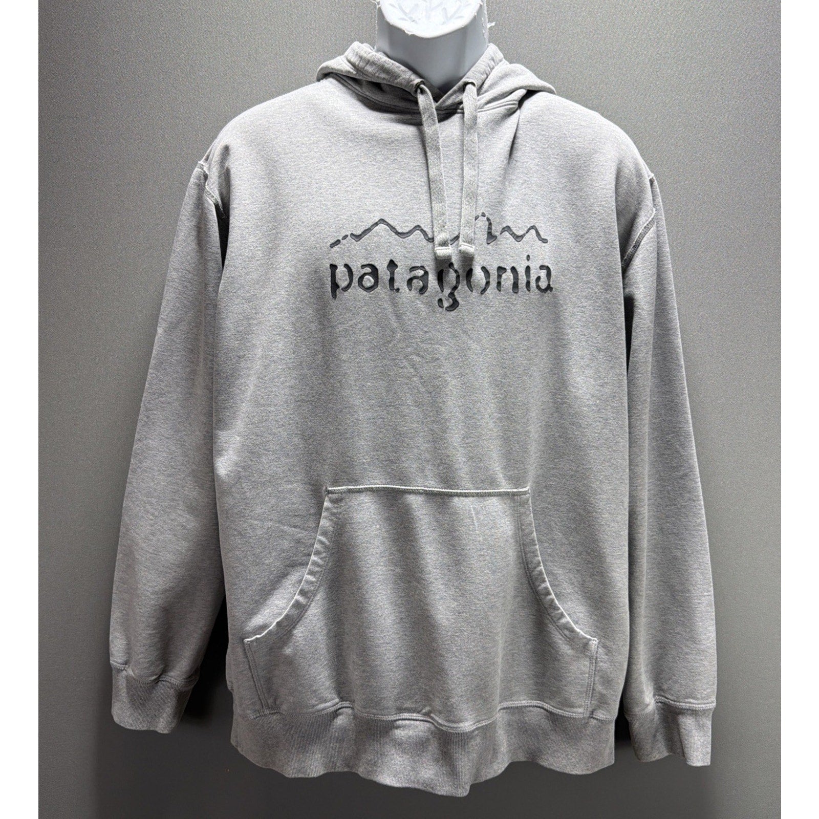 Men’s L Patagonia Gray Hoodie with Graphic Logo Organic Cotton Stretch
