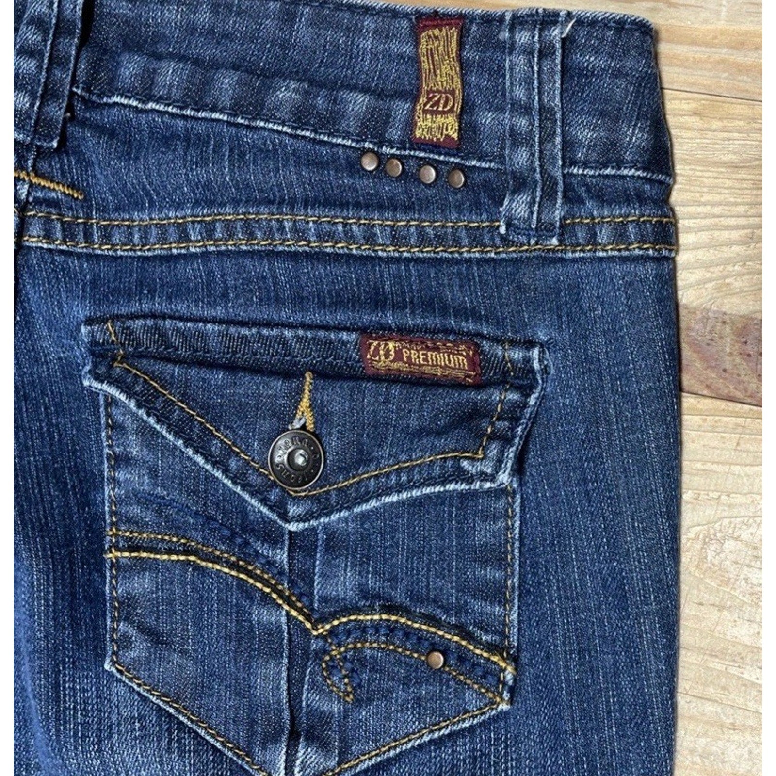 Zd Premium Jeans Skinny Leg Size 5 Medium Wash Juniors Womens