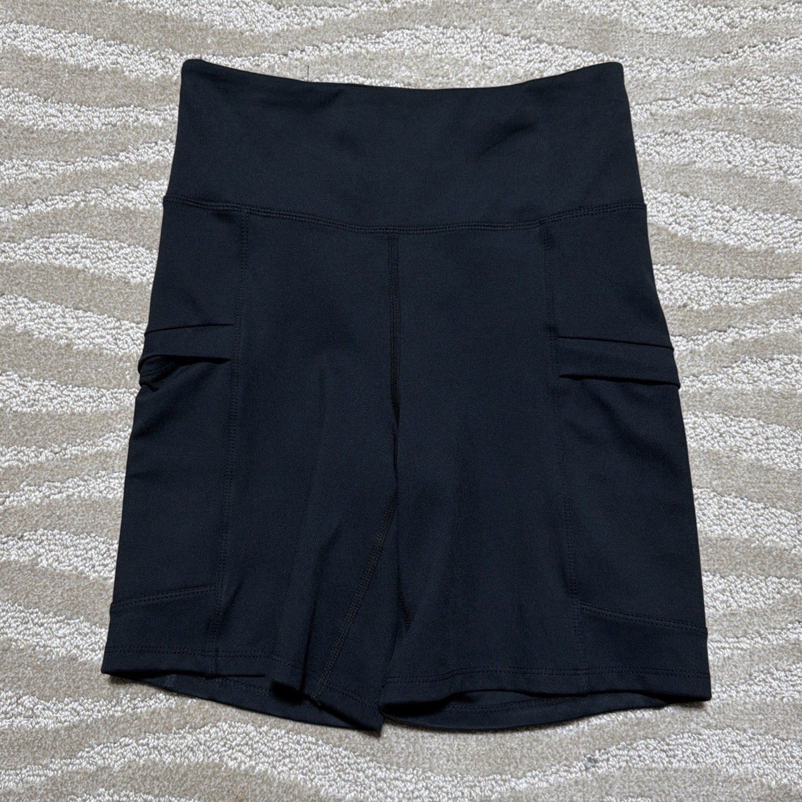 Eddie Bauer Women’s S Alcove Compression Shorts Black NWOT Yoga Running Outdoors