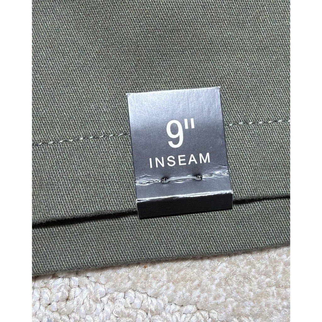 a.n.a. A New Approach Women's 10 Army Green Cotton Stretch Bermuda Shorts New