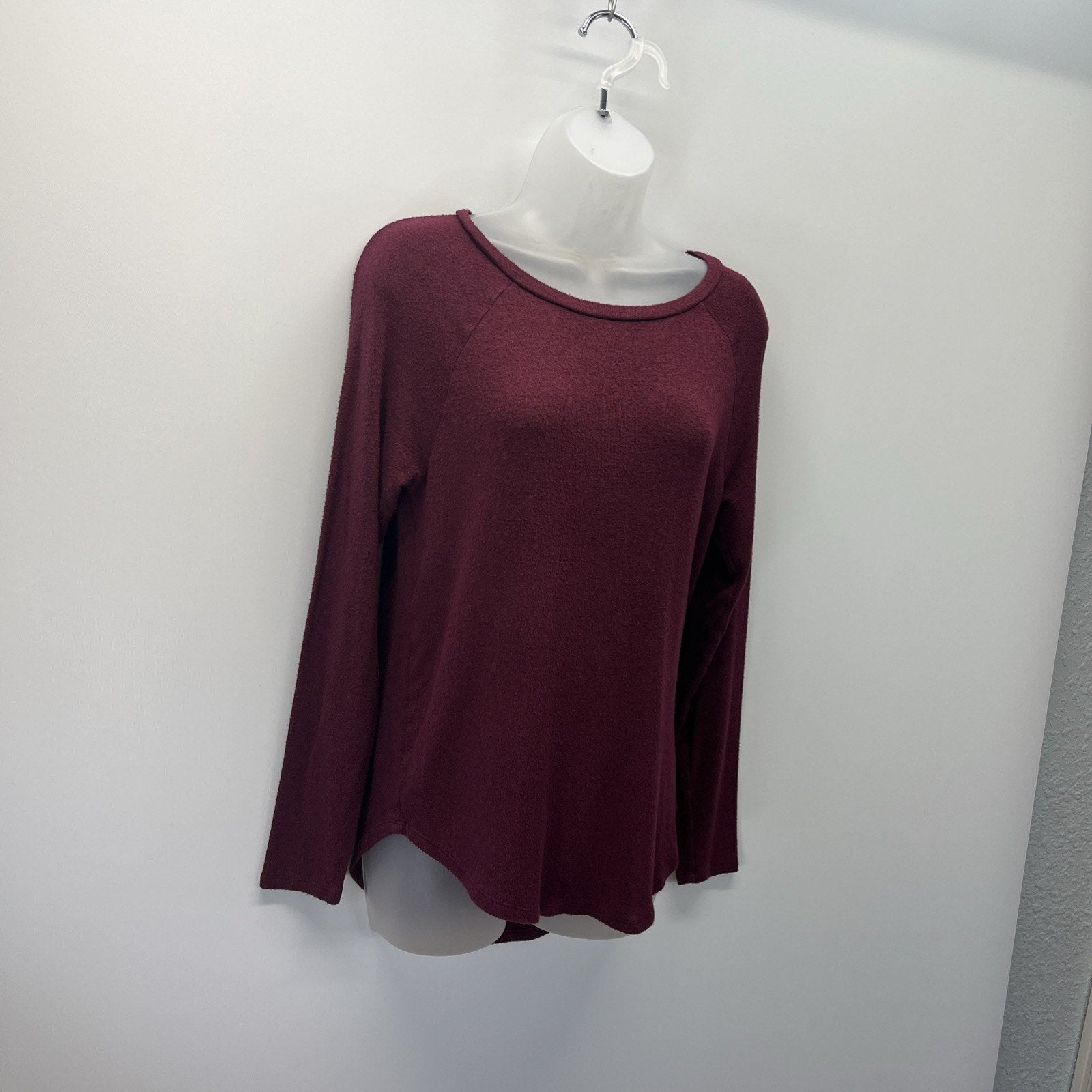American Eagle Shirt Womens XS Red Soft and Sexy Plush Long Sleeve Pullover