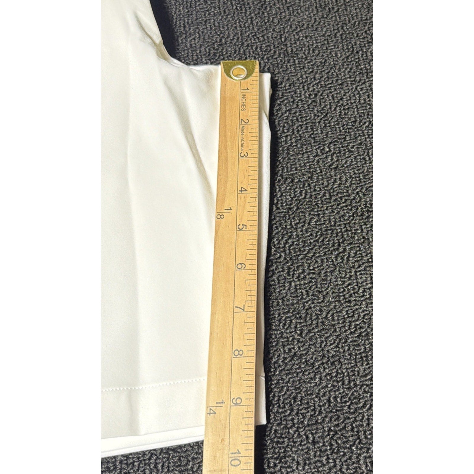 Under Armour Golf Shorts Mens 30 White UA Drive Performance 10" Inseam 1364409