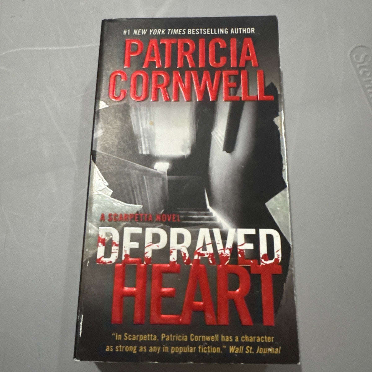 Depraved Heart: A Scarpetta Novel (Kay Scarpetta) - Mass Market Paperback - GOOD