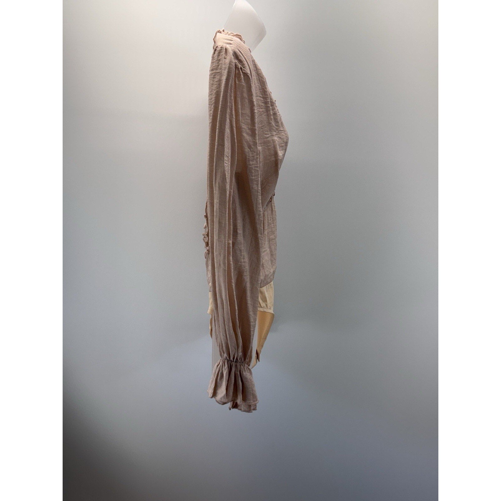 Missguided Boutique Bodysuit Taupe Long Peasant Sleeve Women’s Size 6 NWT