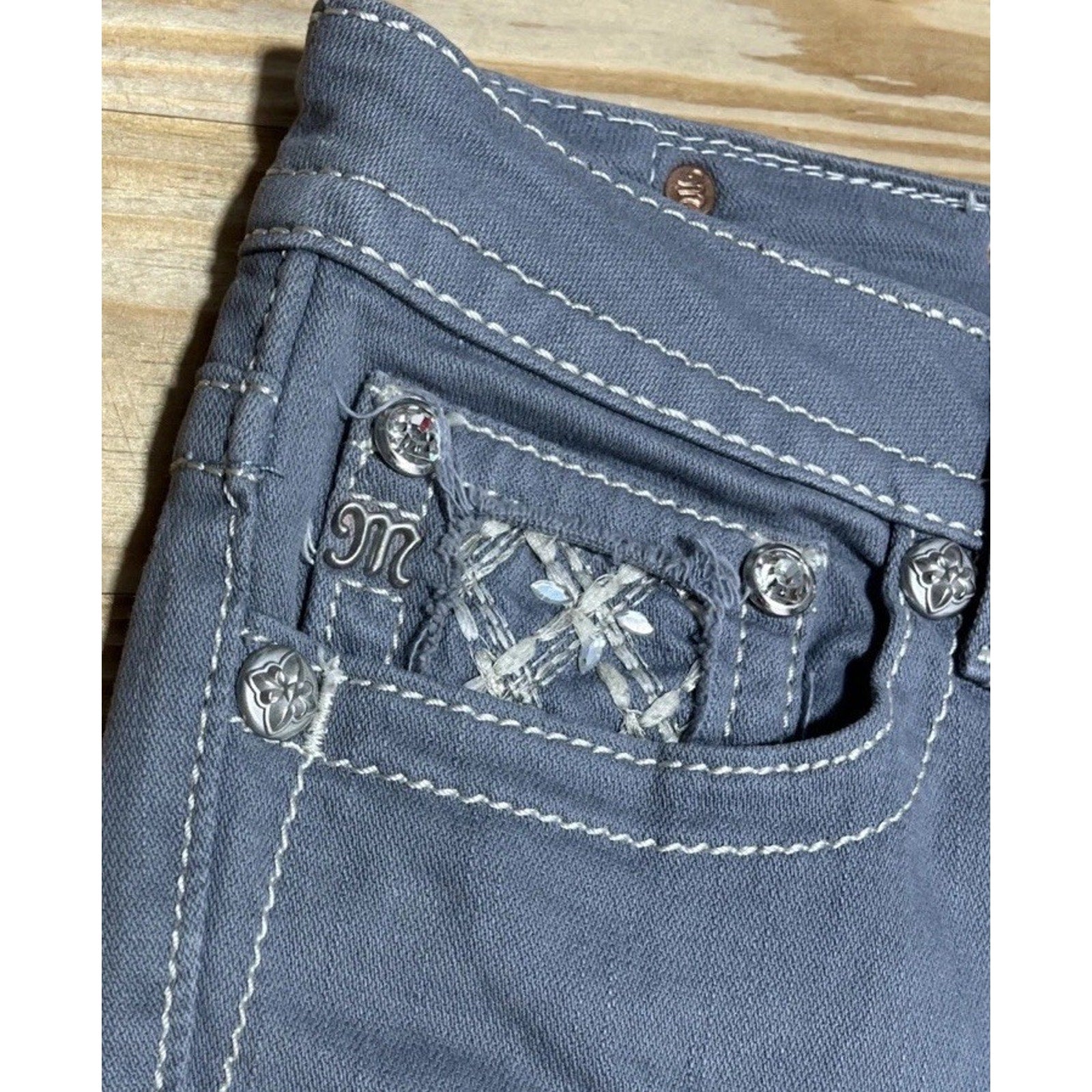 MISS ME Denim Women's Embroidery Rhinestones Low Rise Skinny Gray Jeans 30