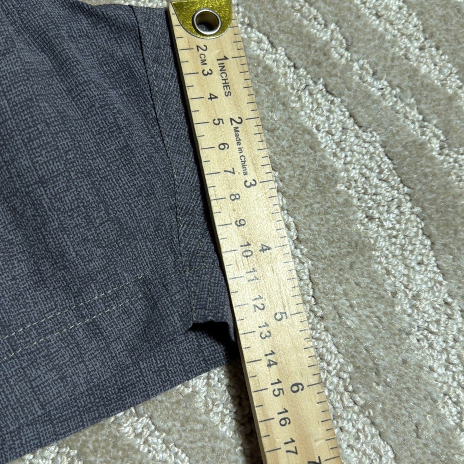 The North Face Shorts Mens L Gray Swim Trunks Mesh Lined Pockets TNF
