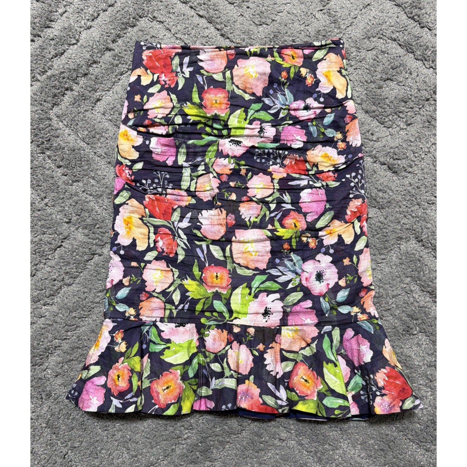 Women's Nicole Miller skirt Size 2 Lined Multi Color Floral Tropical Beach