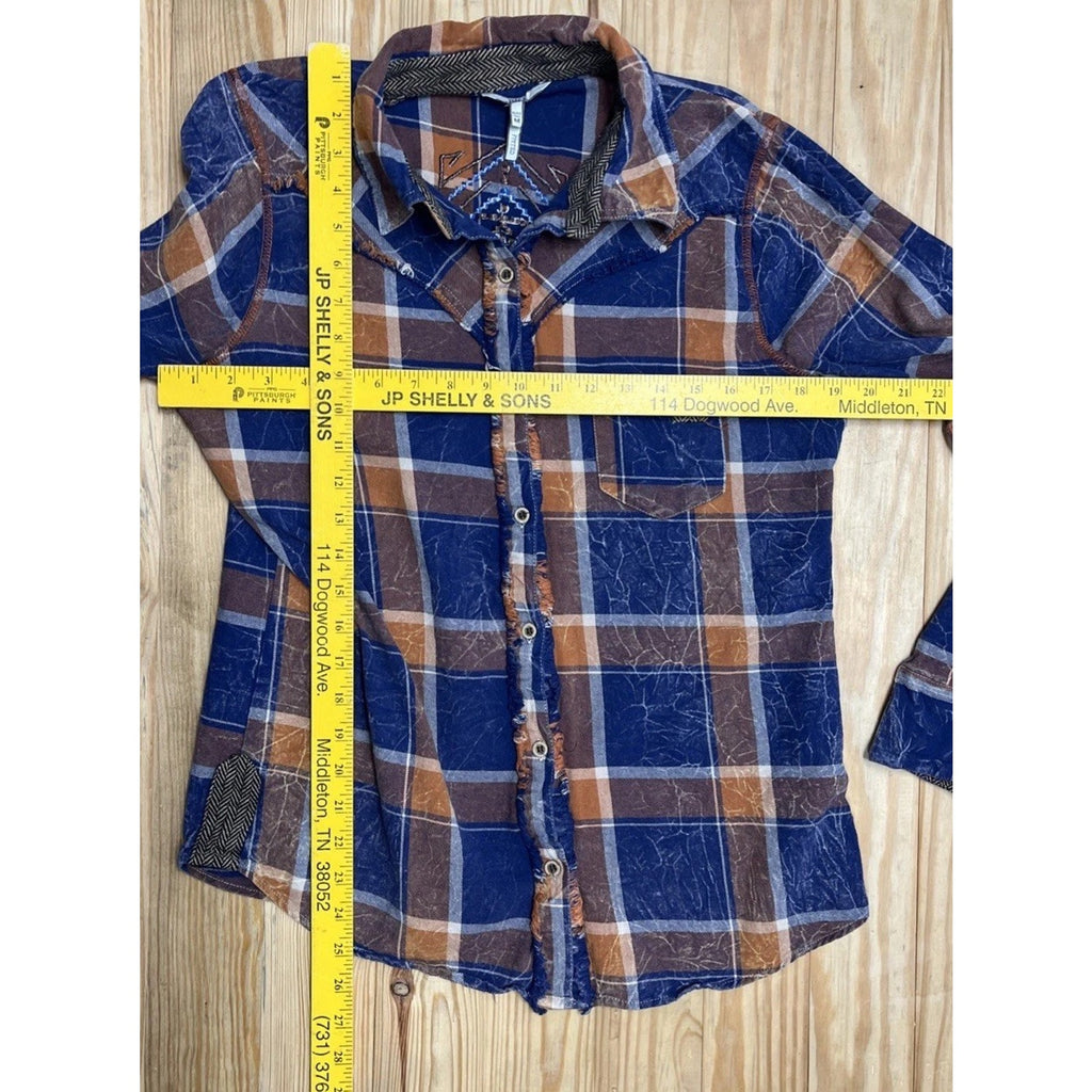 BKE Flannel Southwest Design Womens M Blue Plaid Longsleeve