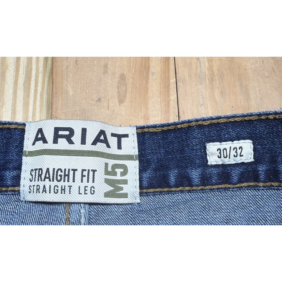Ariat Mens Jeans 30x32 Blue M5 Straight Leg Madera Stackable Stretch Denim