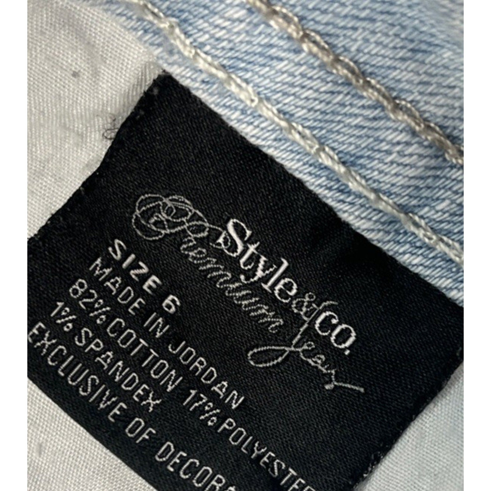 Style & Co Denim Shorts Women’s Sz Premium Bermuda Stretch Rhinestone Bling