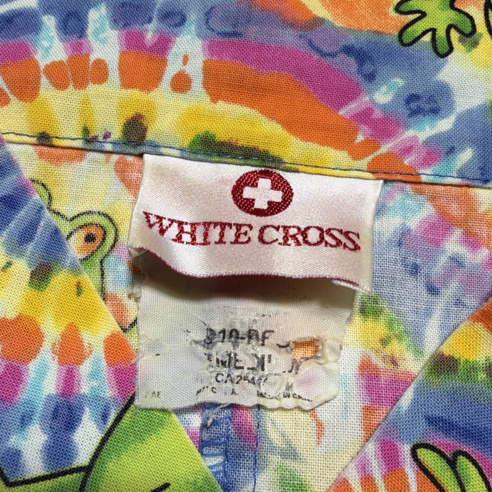 women's Scrub tops white cross Scrubs Frog Rainbow Size Medium