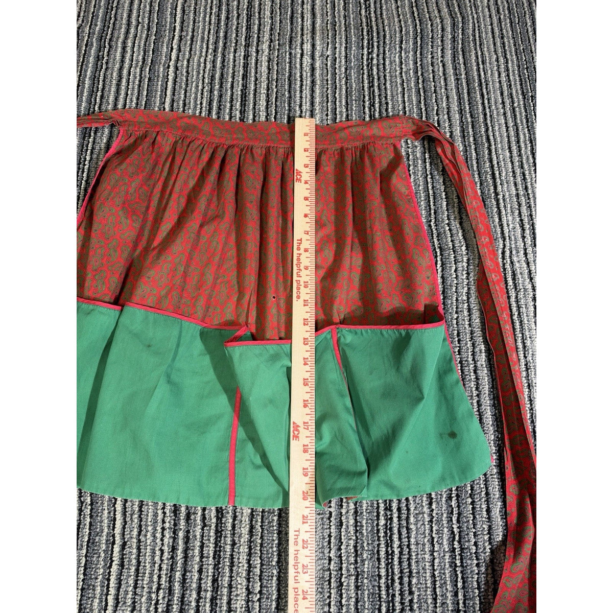 Red Green Paisley Half Apron Waist Tie Large Pockets Christmas Holiday Kitchen