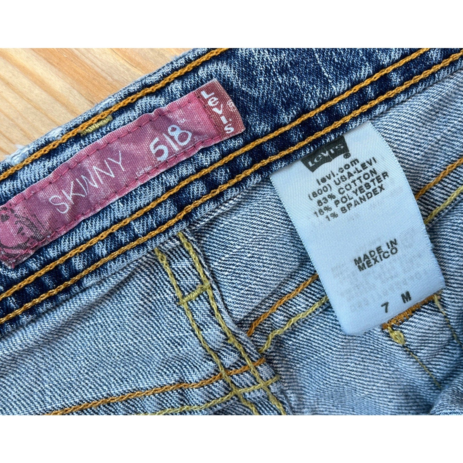 Y2K Levi's 518 Red Tab Women's Skinny Jeans 7 M Regular Fit Blue Denim