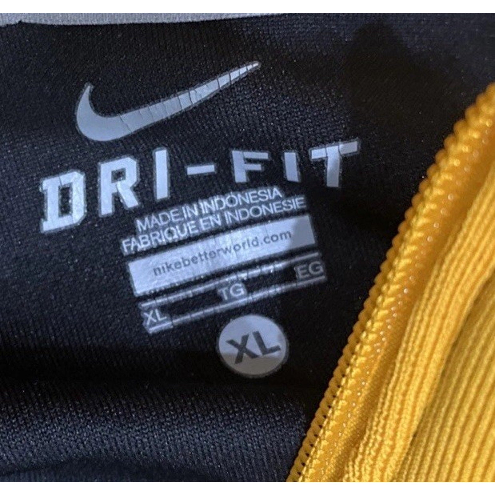 Nike Dri-FIT Track Jacket Men XL Black Gold Full Zip Athletic Training Vintage