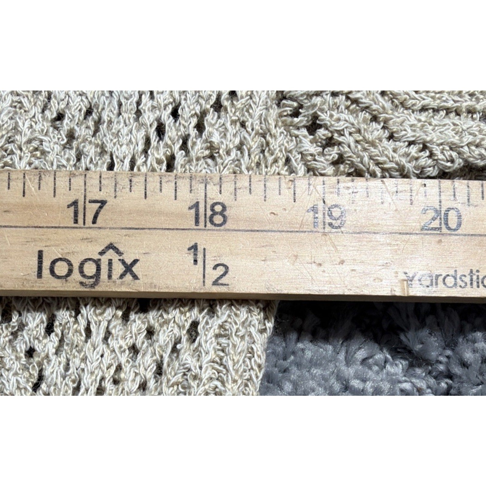 Roisin McCarthy Celtic Designs Knit Cardigan Sweater Mother of Pearl Buttons M