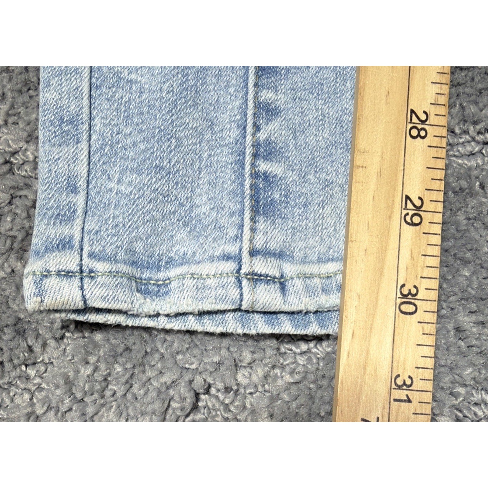 Levi's 721 Women's High Rise Skinny Jeans Seamed front Medium Wash 4 Short New
