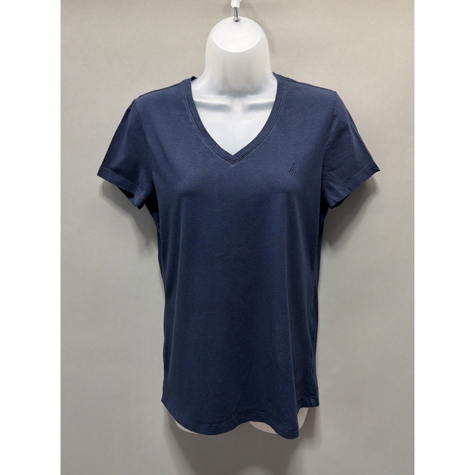NAUTICA Super Soft T - Shirt / Sz Medium Navy Blue