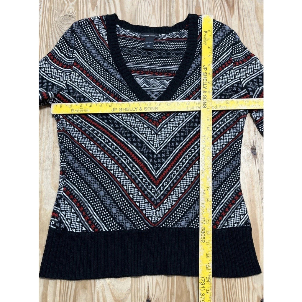 New York And Company Nordic V Neck Sweater Size XL