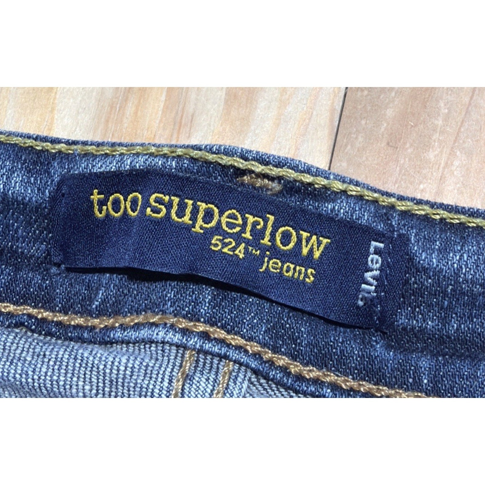 Levis 524 Jeans Y2K Womens 13 M Skinny Low Rise Stretch Denim Too Superlow 33x31