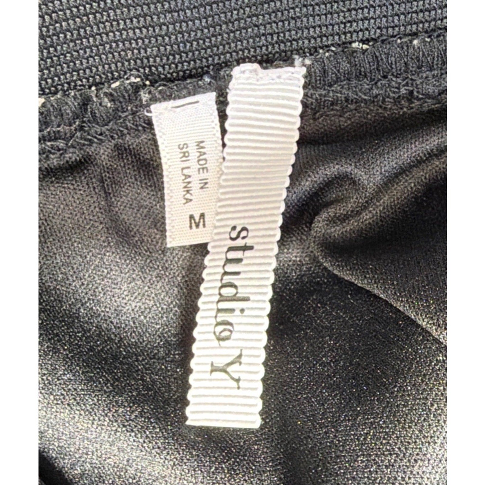 STUDIO Y SIZE Medium Black/Gray Tiered ruffle Black Elastic Band Short Skirt New