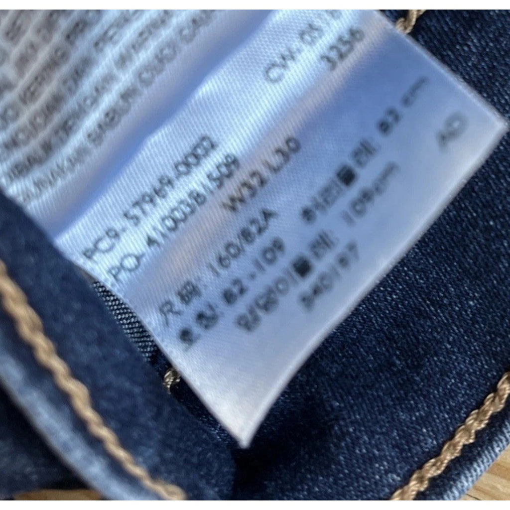 Levi Strauss Curvy Skinny Blue Jeans Size 32