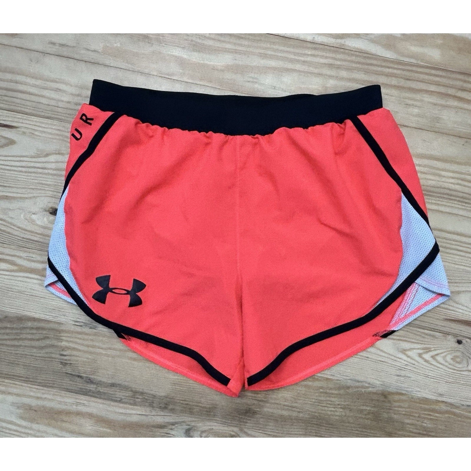 Under Armour Heatgear women's running shorts loose fit size Small athletic.