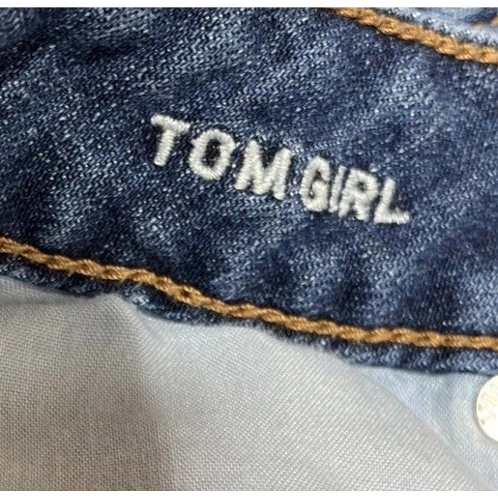 American Eagle Outfitters Tom Girl Button Fly Blue Jeans Woman Size 6