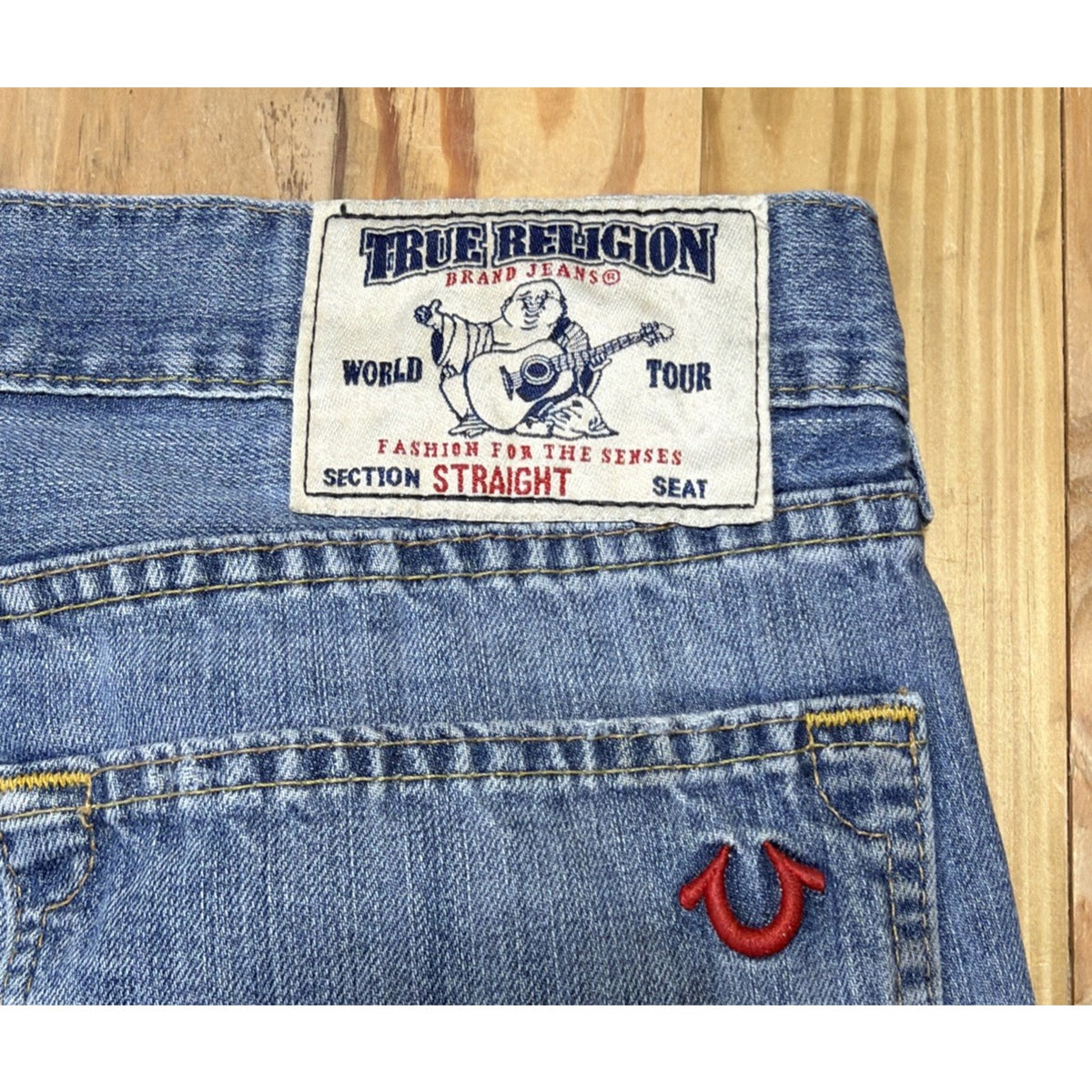 Vintage Y2Ks True Religion Straight Blue Denim Jeans Made In USA Mens 33. Stain