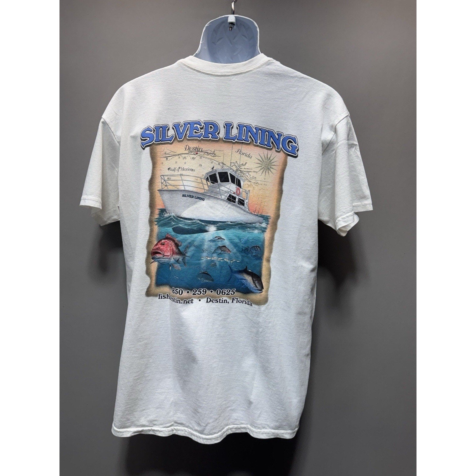 Silver Lining deep sea fishing charter boat Destin, FL T-shirt Men’s Size Large