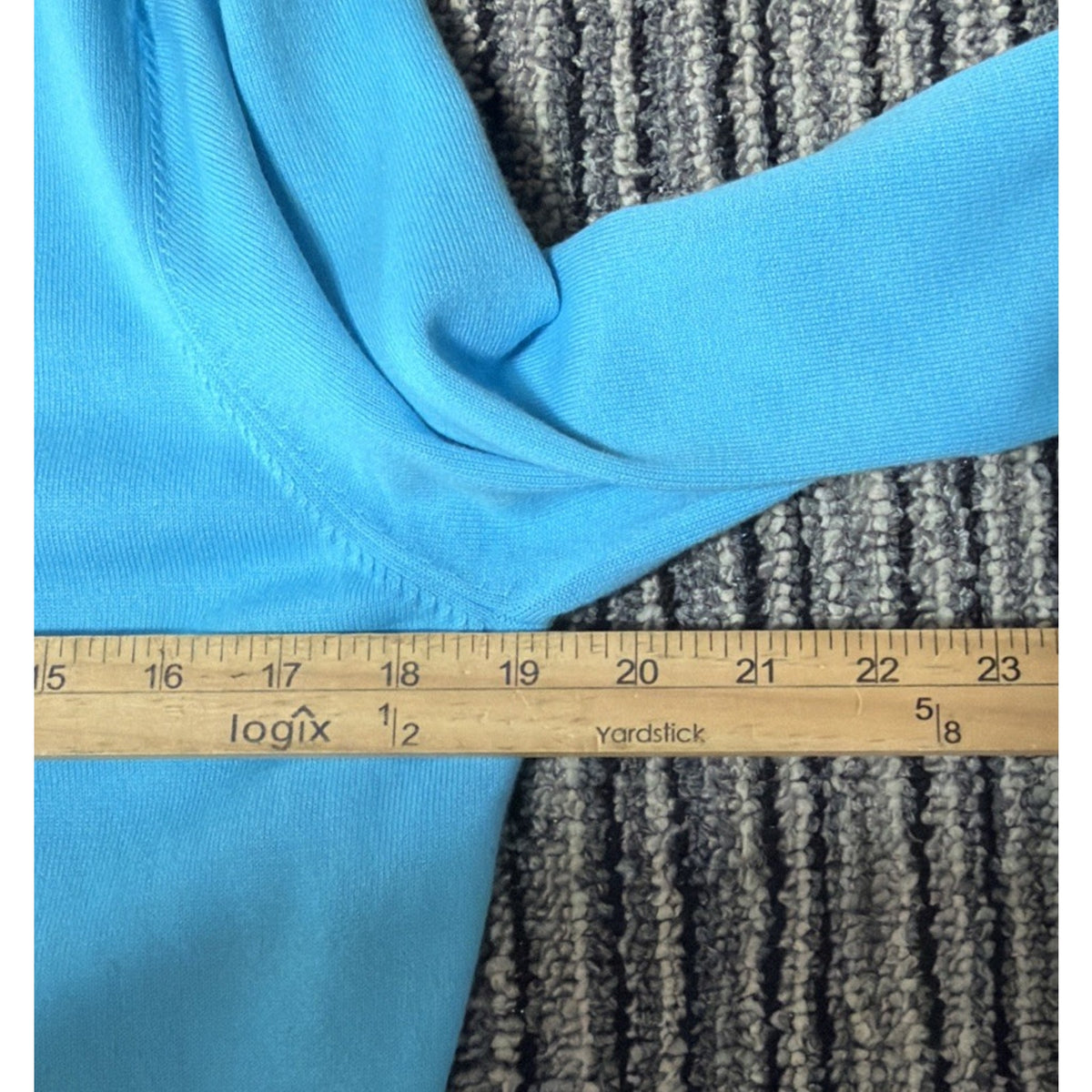 Lands' End Womans M 8-10 Cardigan Sweater Long Sleeve Stretch