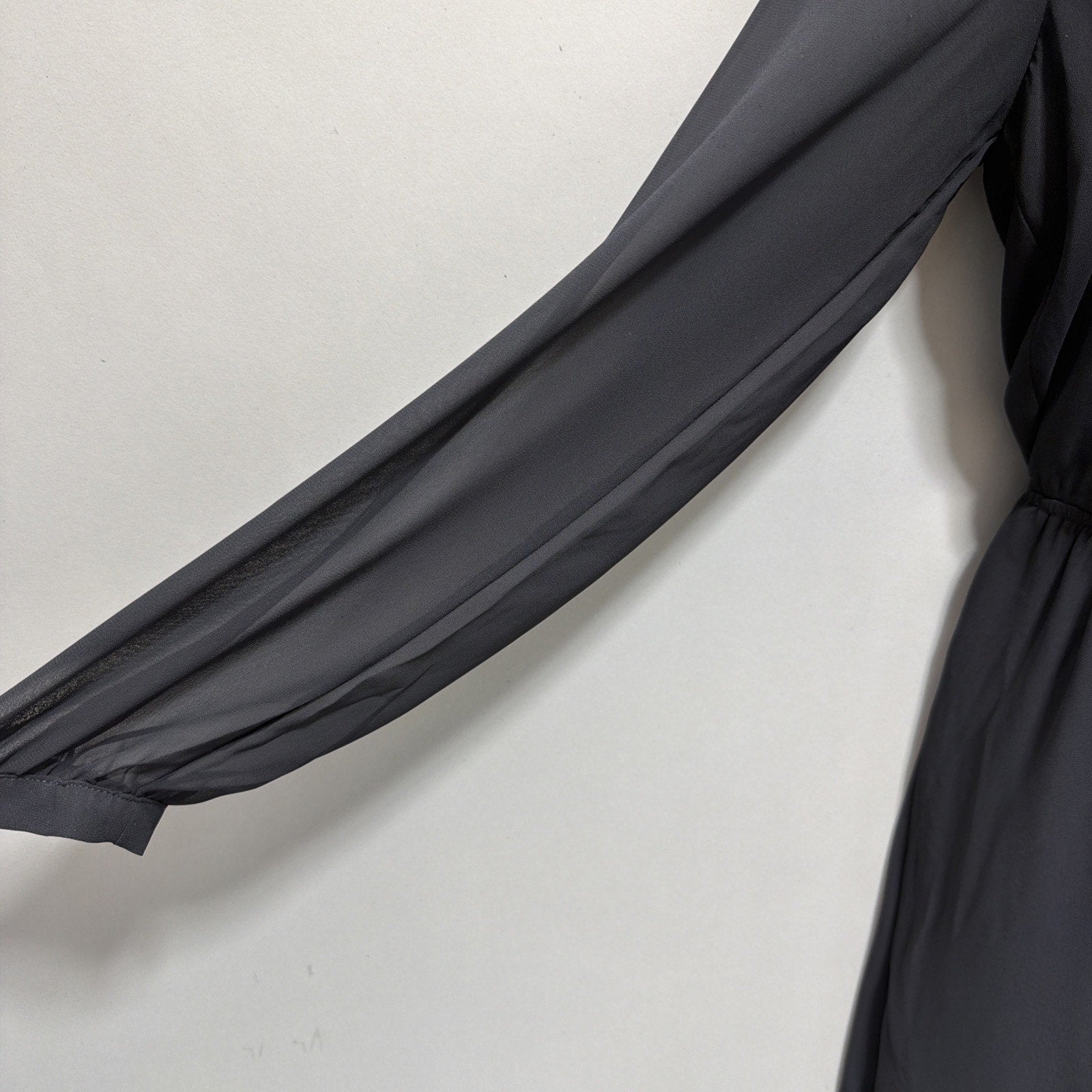 Express Black Sheer Chiffon Long Sleeve Surplice Mini Dress Lined size Small
