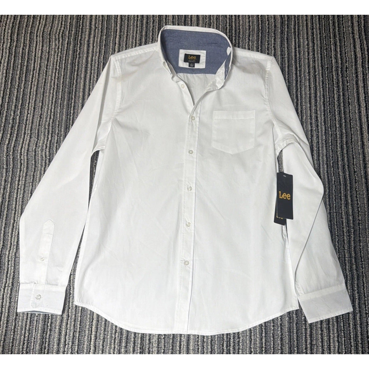 Lee Button Up Shirt Long Sleeve Men's Size Small White Regular Fit Soft NWT