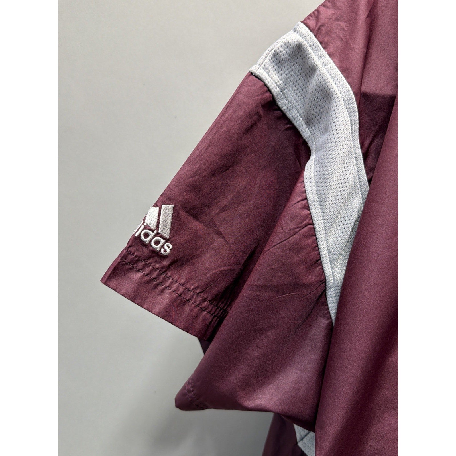 Vtg Mississippi State Bulldogs Team Issue basketball warm up XL Adidas Year 2000