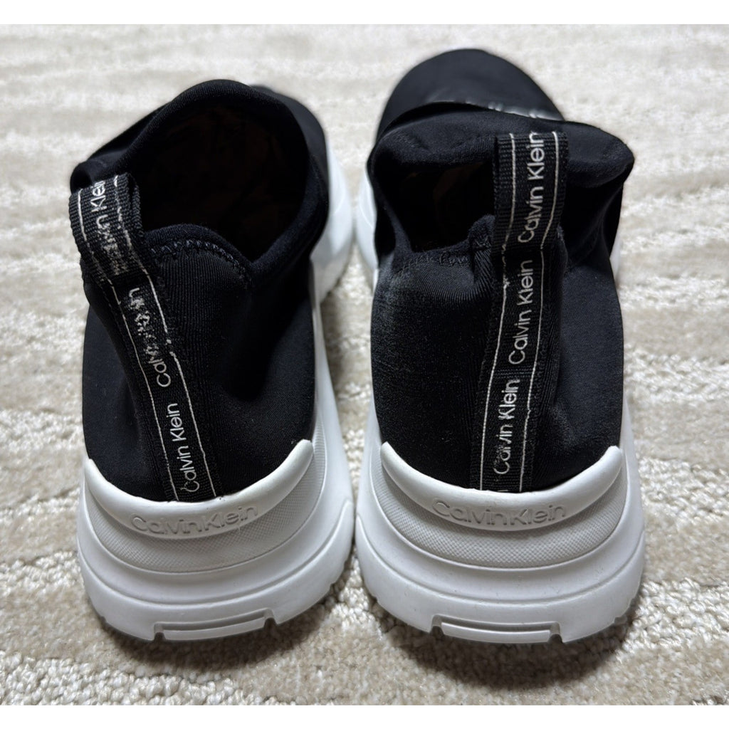 Calvin Klein Women’s Slip-On Uzza Sneakers Black / White Size 10