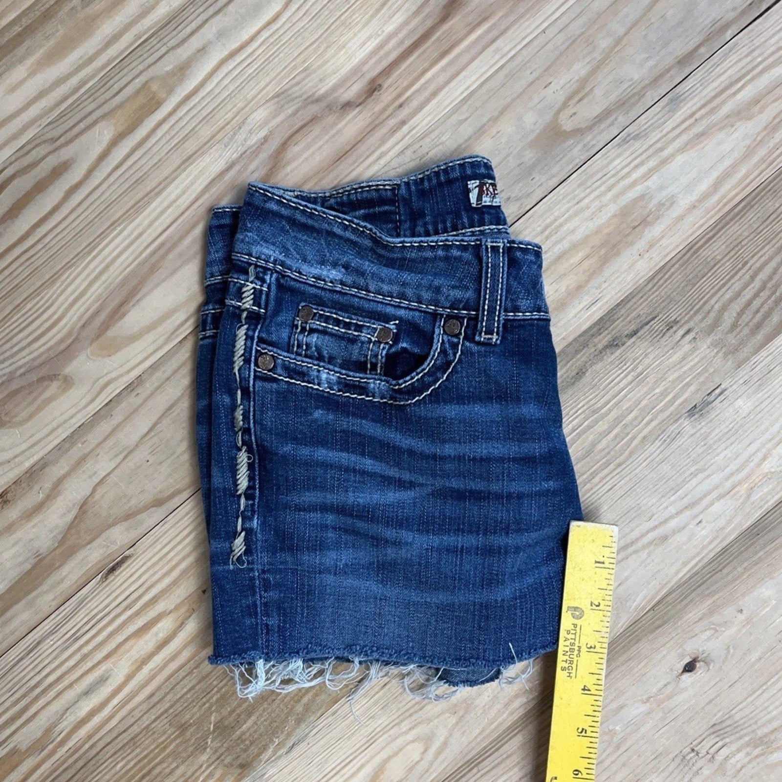 BKE Denim Shorts Womens Size 29 Blue Cuffed Distressed Culture Jean 100% Cotton